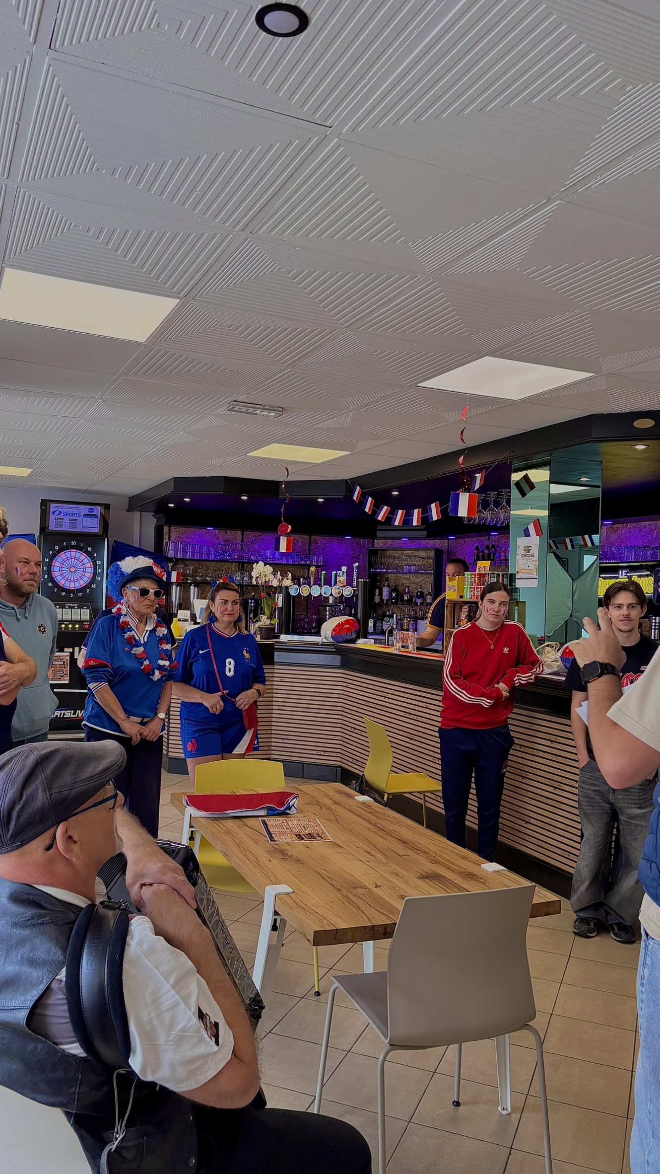 mistercroc-tournage-bar-le-rendez-vous-houdain-03